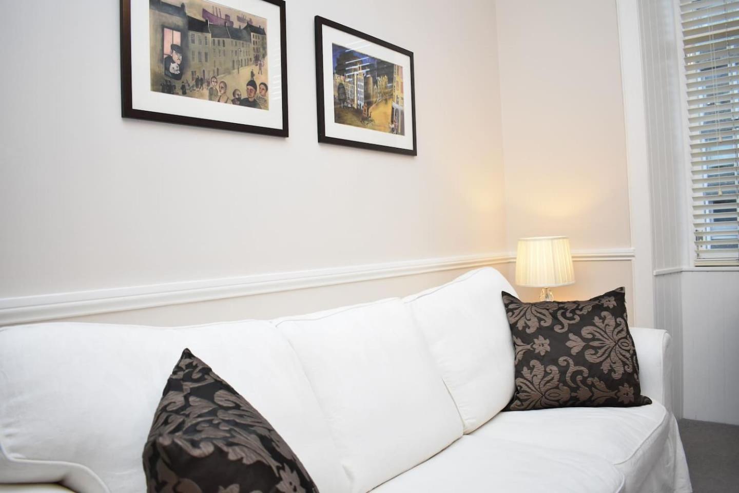 West Port - 2Br In The Heart Of The Old Town Just Off The Grassmarket EDI Eksteriør billede